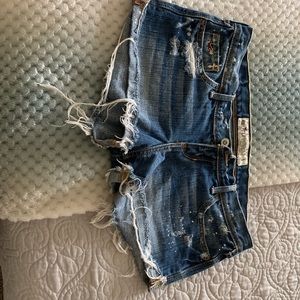 Hollister destructed shorts